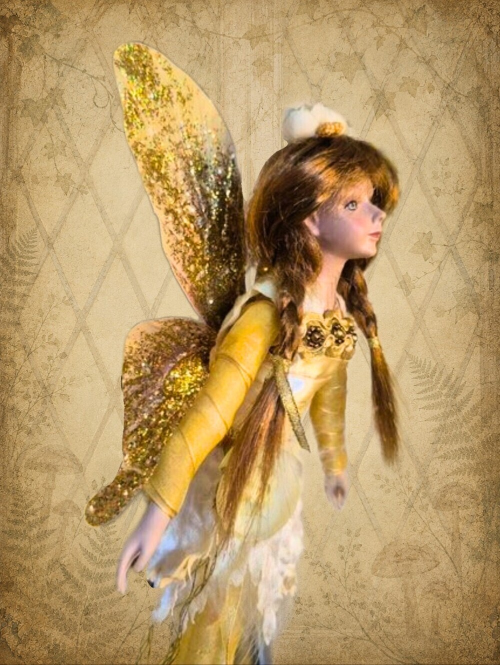 Gather Rings 🎄🧚‍♂️ Vintage Fairy Ornament Figurine with Golden Wings